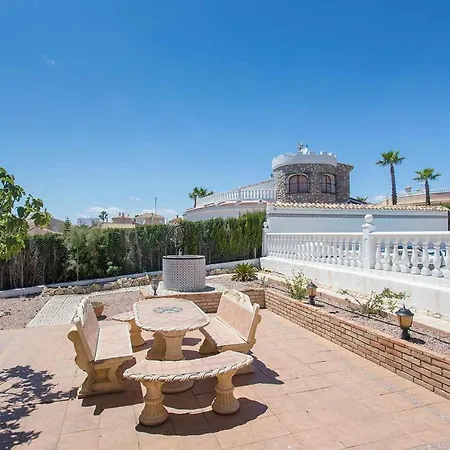 Ch Cervantes Villa *