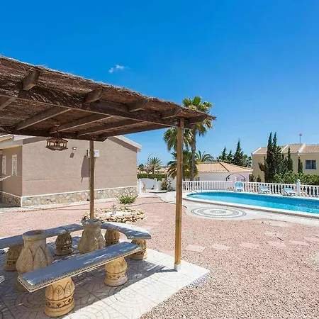 Villa Ch Cervantes *